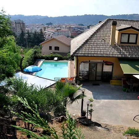 Angela Bed & Breakfast *