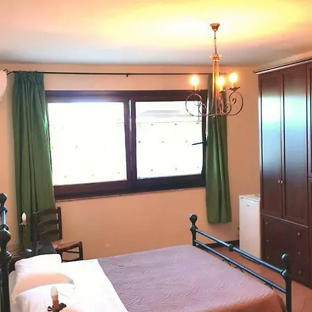 Angela Bed & Breakfast